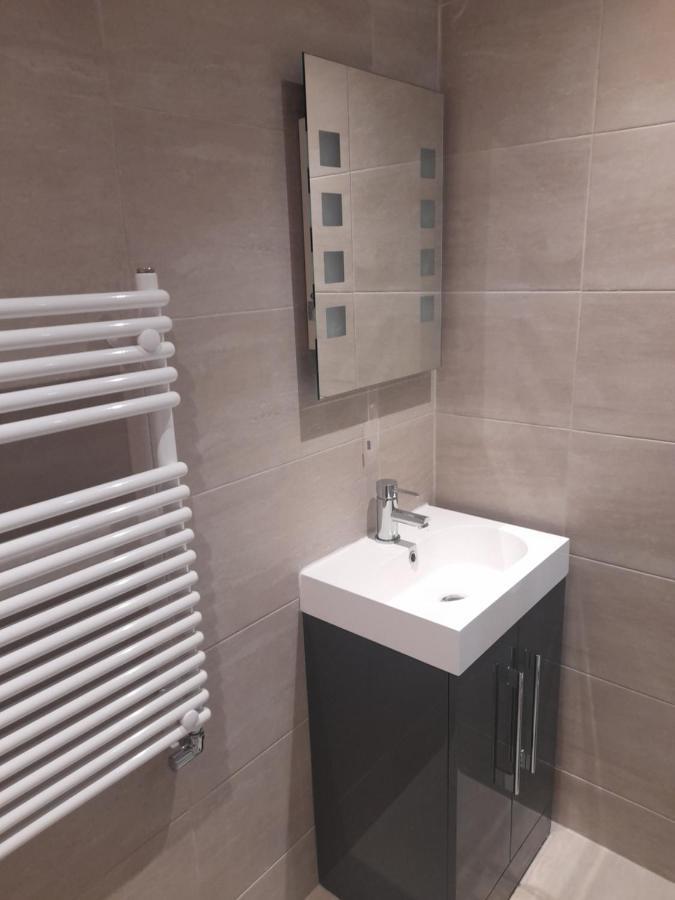 ريدينج Lovely Home With Full En-Suite Double Bed Rooms المظهر الخارجي الصورة