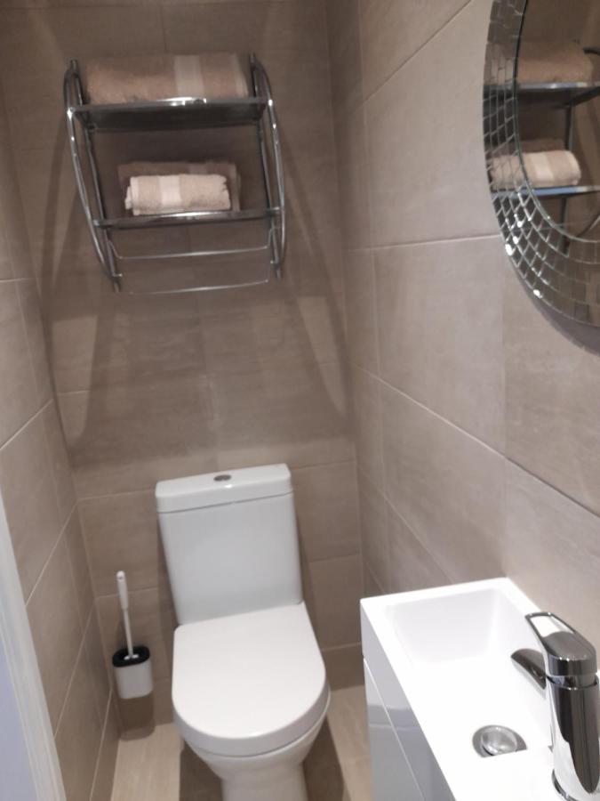 ريدينج Lovely Home With Full En-Suite Double Bed Rooms المظهر الخارجي الصورة