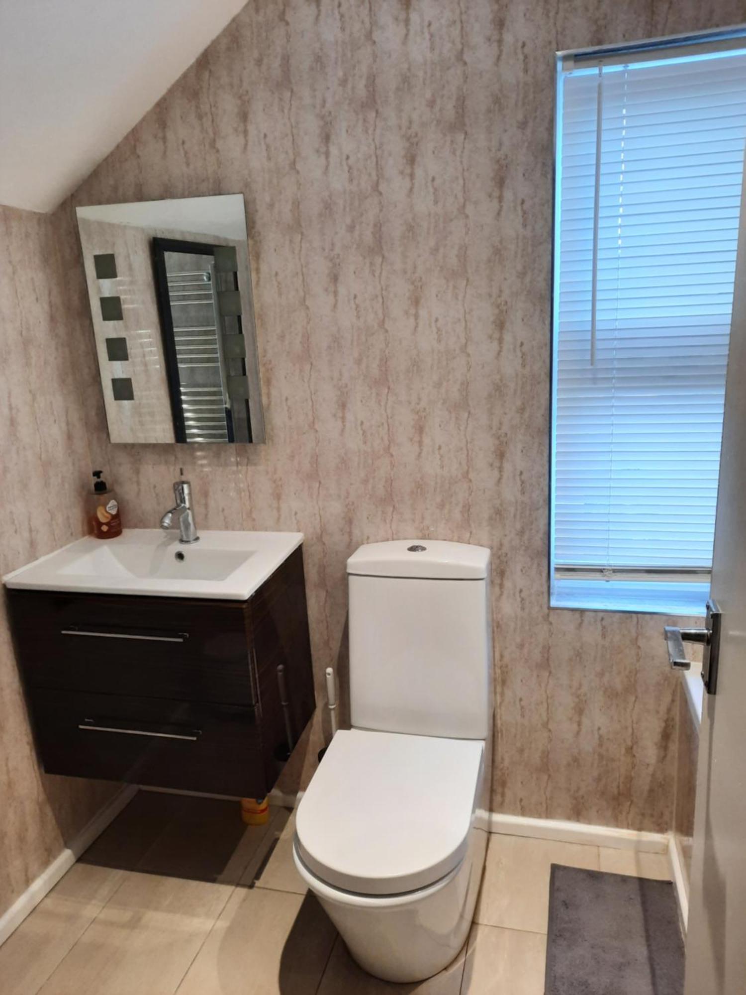 ريدينج Lovely Home With Full En-Suite Double Bed Rooms المظهر الخارجي الصورة