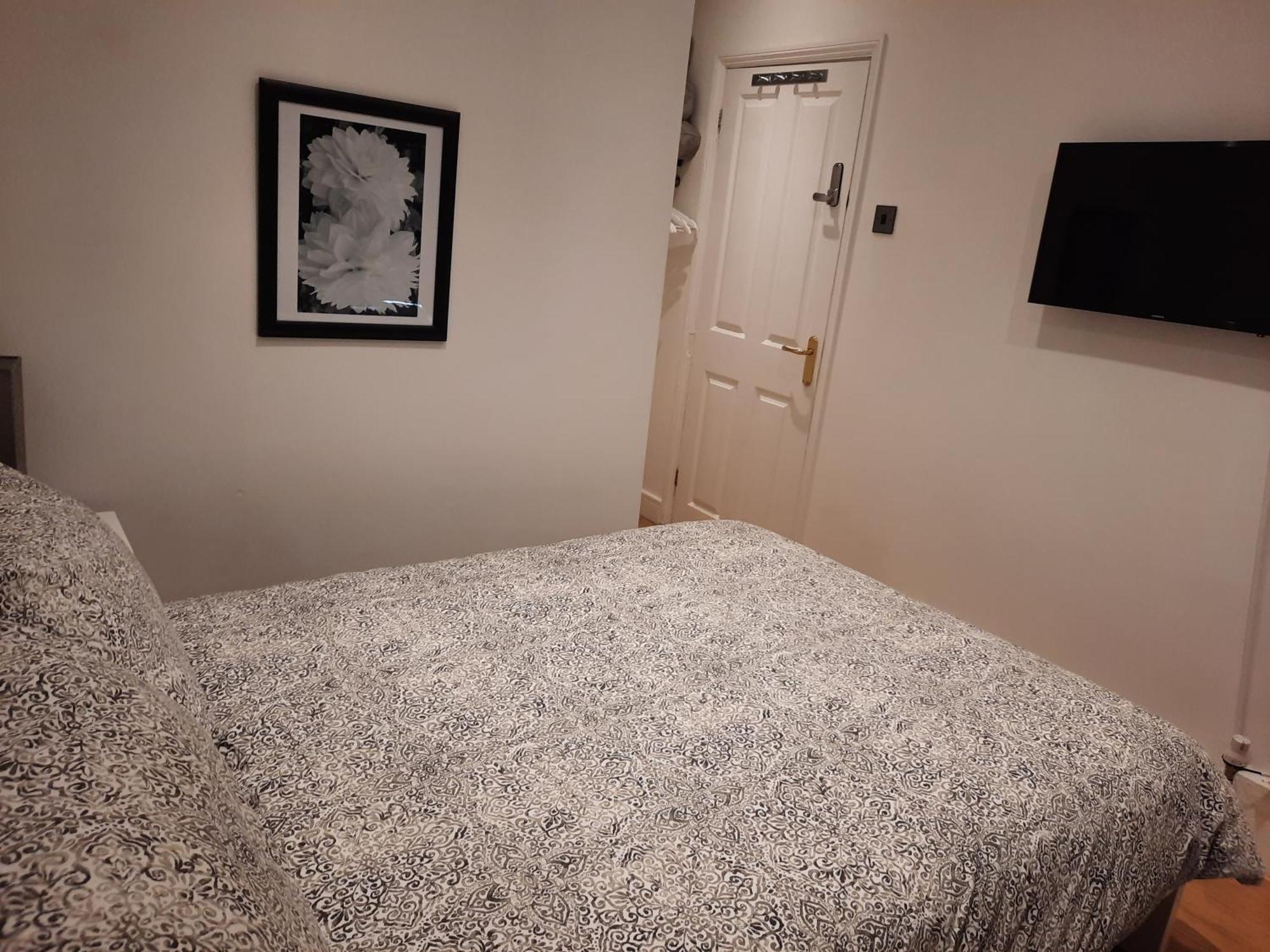 ريدينج Lovely Home With Full En-Suite Double Bed Rooms المظهر الخارجي الصورة